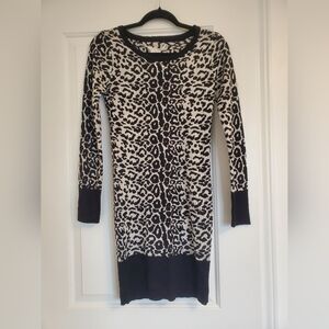 Max Studio Leopard Print Long Sleeve Tunic Sweater Dress XS